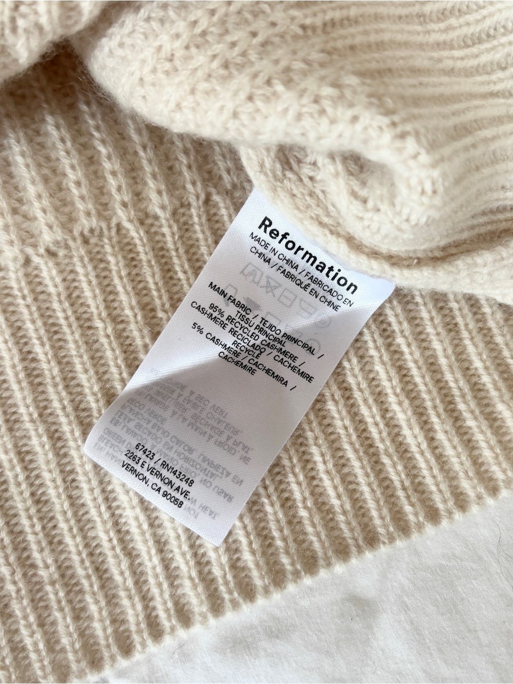Reformation x Shrimps Diamond Turtleneck Cashmere Cream & Black Sweater - Large - Picture 6 of 11